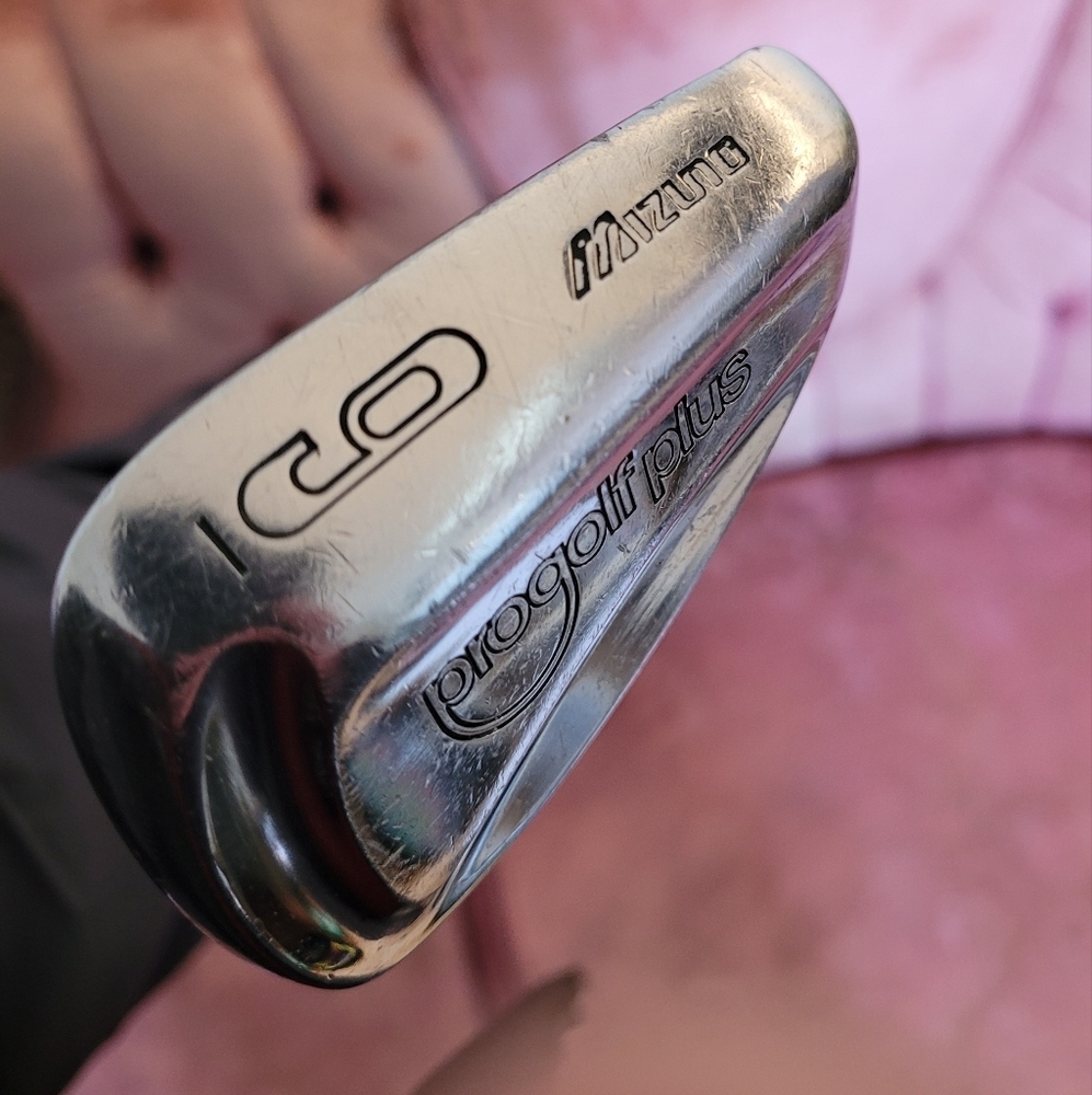 Vintage Mizuno Progolf Plus 9 Iron